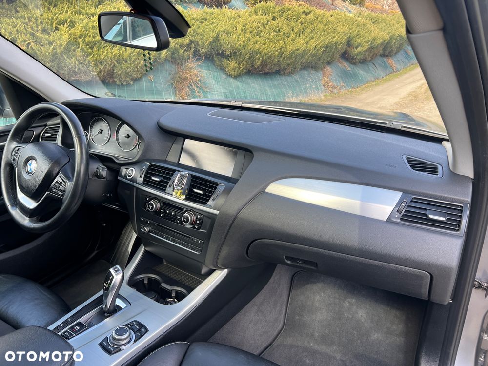 BMW X3 xDrive20d - 29