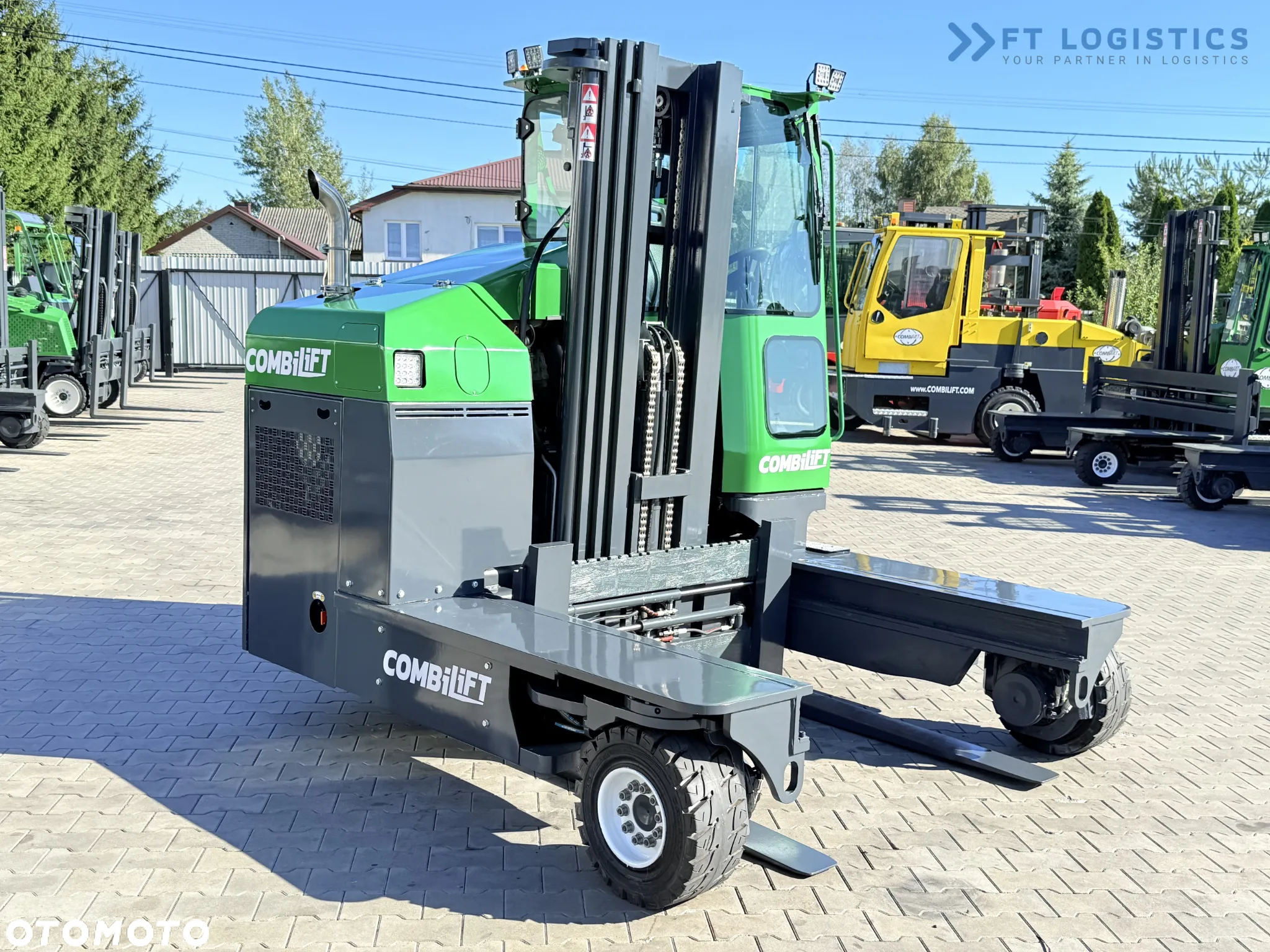 Combilift WÓZEK CZTEROKIERUNKOWY - WIELOKIERUNKOWY C4500 / DIESEL / TRIPLEX 4900MM /JEDYNE 4854 MOTOGODZIN /  POZYCJONER WIDEŁ / PEŁNA KABINA - OGRZEWANIE / STAN IDEALNY / Szeroka oferta wózków czterokierunkowych i bocznych, dopasowanych do różnorodnych potrzeb i zastosowań - 6