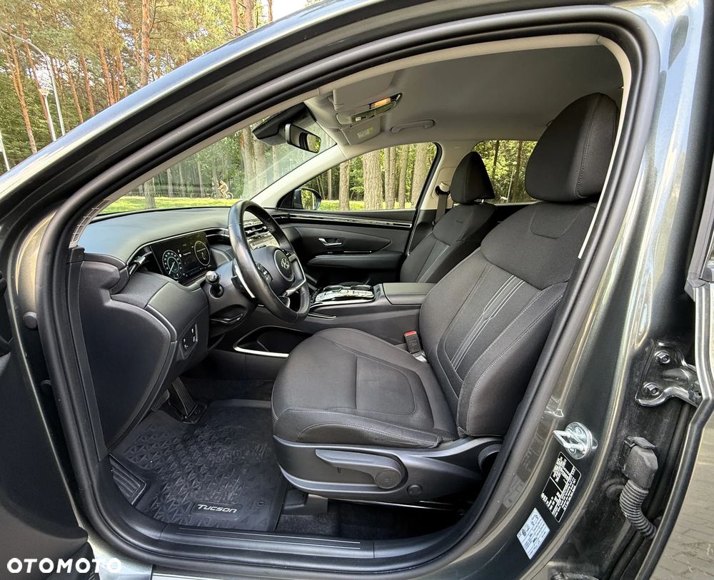 Hyundai Tucson 1.6 T-GDi HEV Executive 2WD - 11