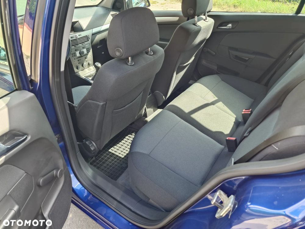 Opel Astra 1.6 Start - 13