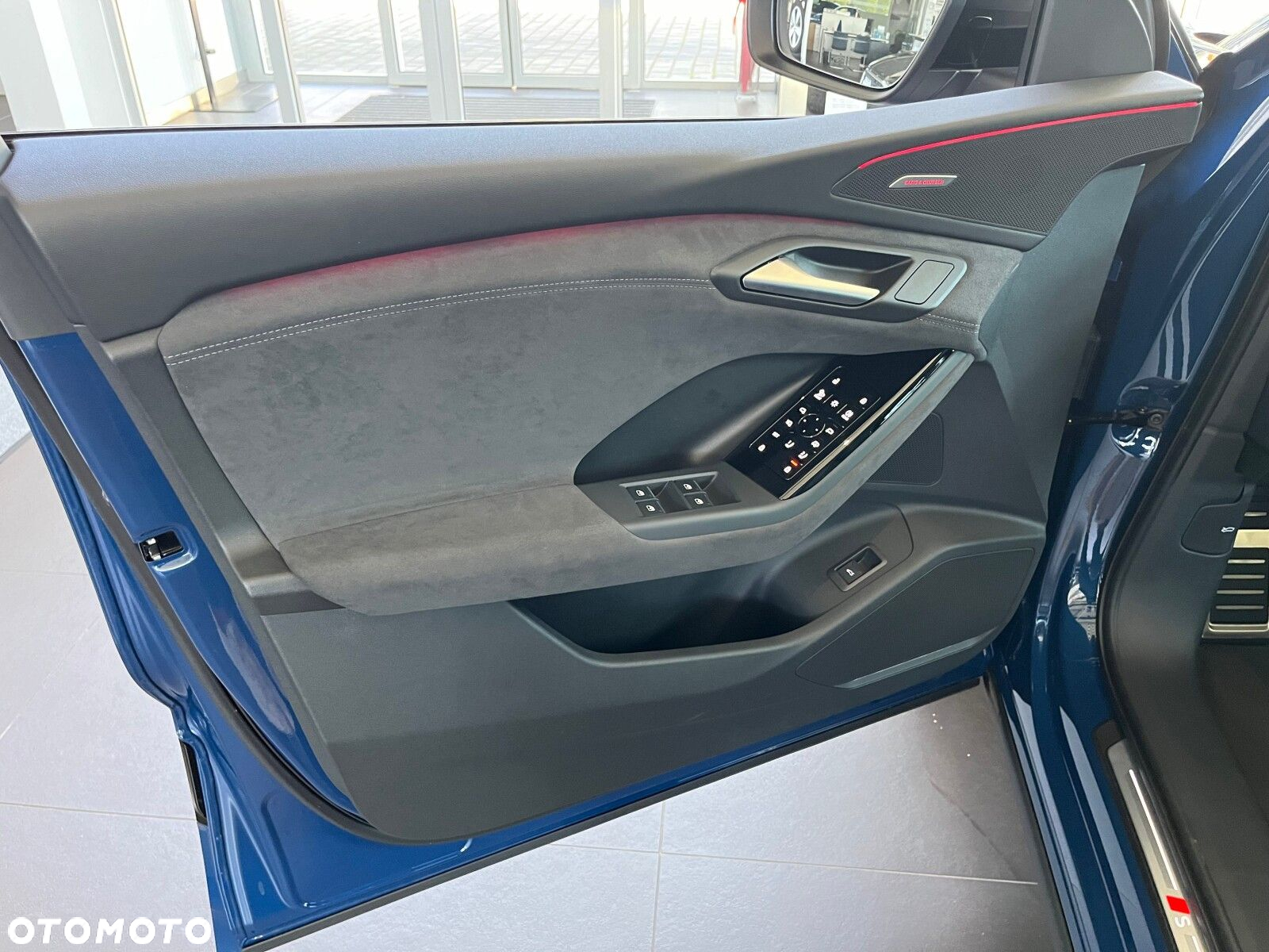 Audi Q6 e-tron - 14