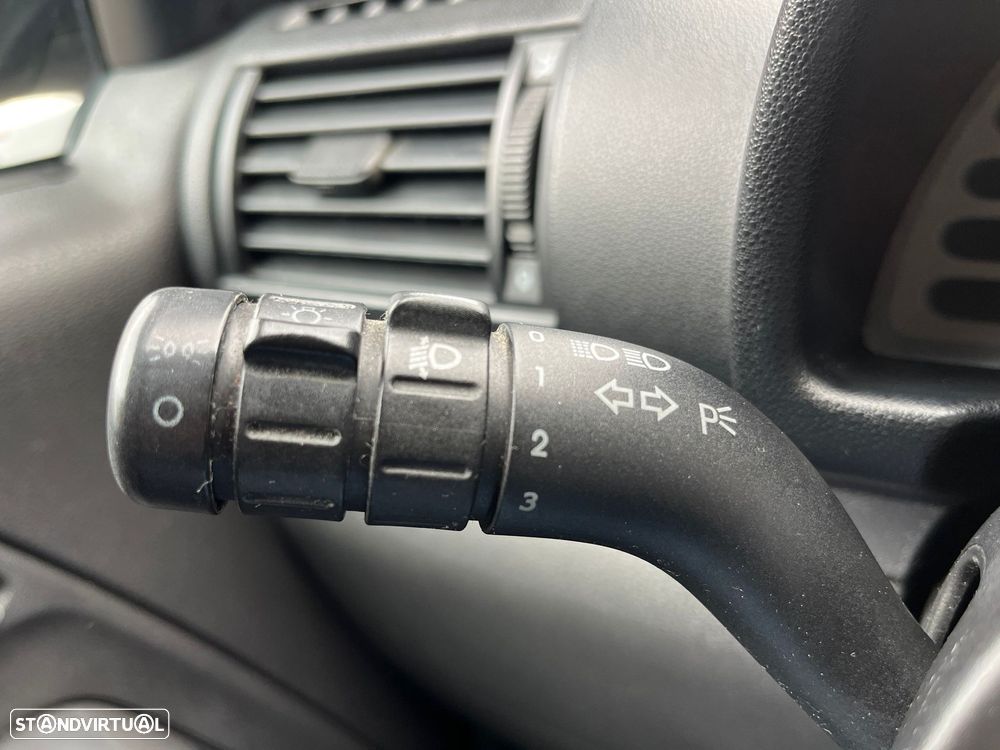 VW Fox 1.2 T.Liso Pack - 22