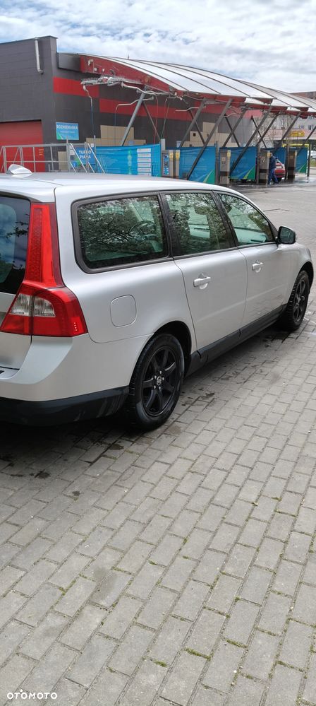 Volvo V70 2.0D Kinetic - 6