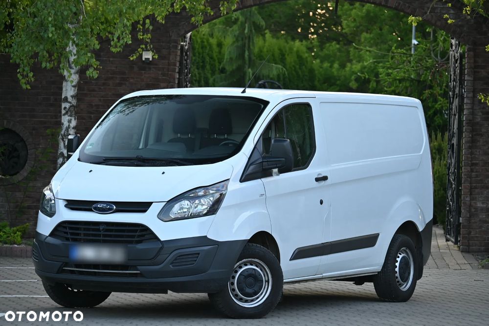 Ford TRANSIT CUSTOM - 3