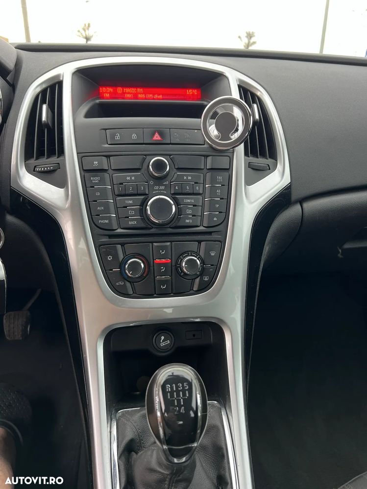 Opel Astra 1.4 - 9
