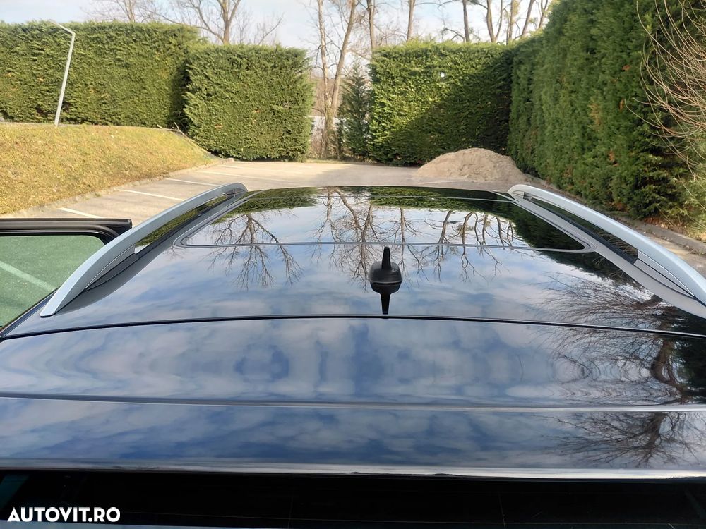 Volkswagen Tiguan - 10