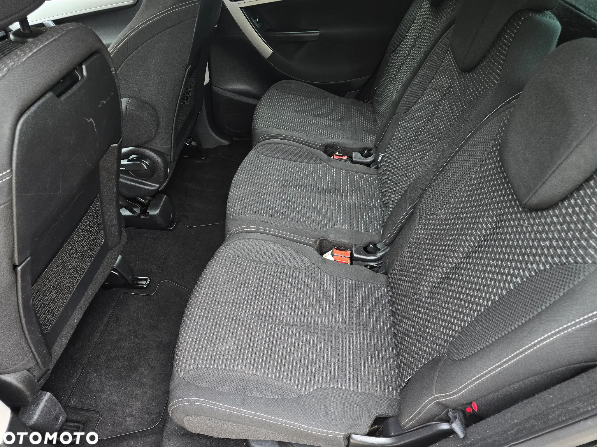 Citroën C4 Picasso e-HDi 110 FAP EGS6 Business Class - 22