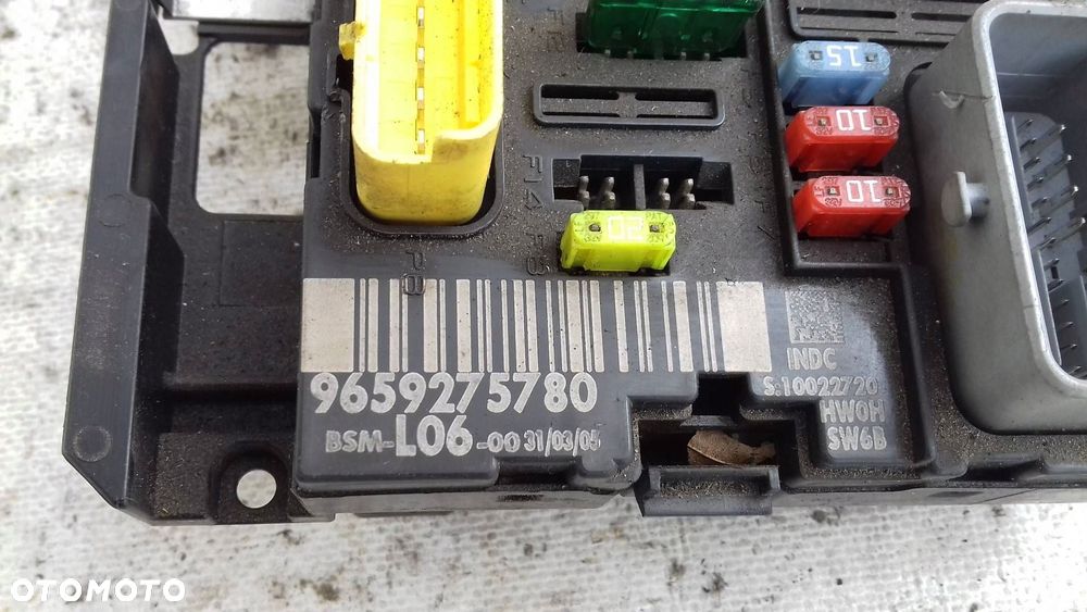 skrzynka bezpieczników moduł bsm 9659275780 l06 peugeot 307 01- citroen - 2