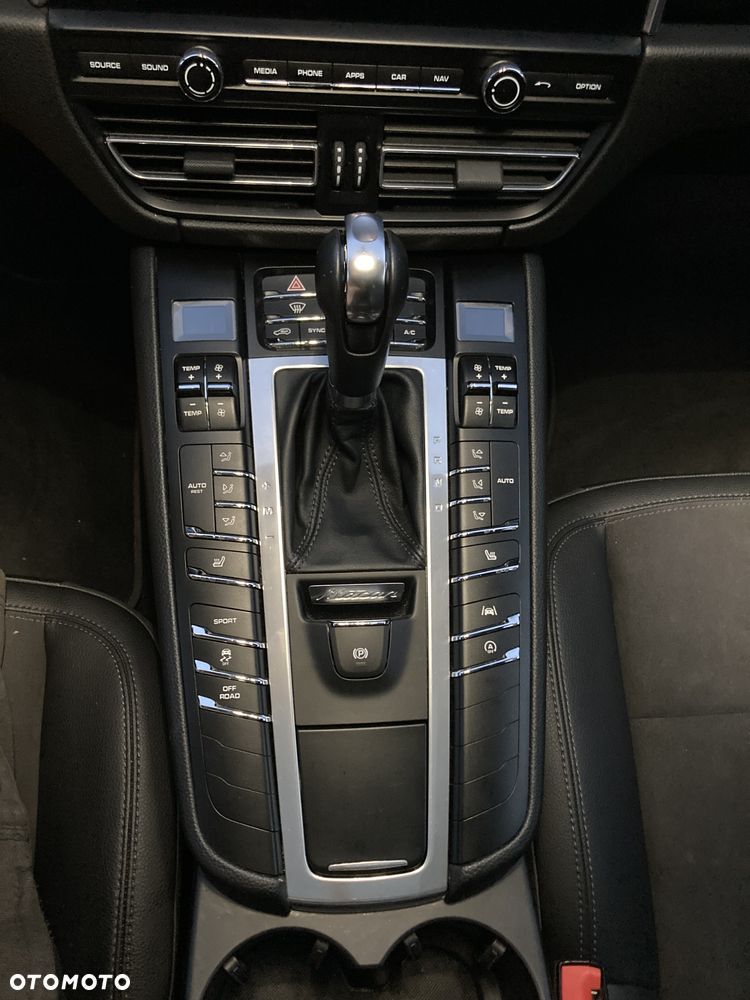 Porsche Macan PDK - 18