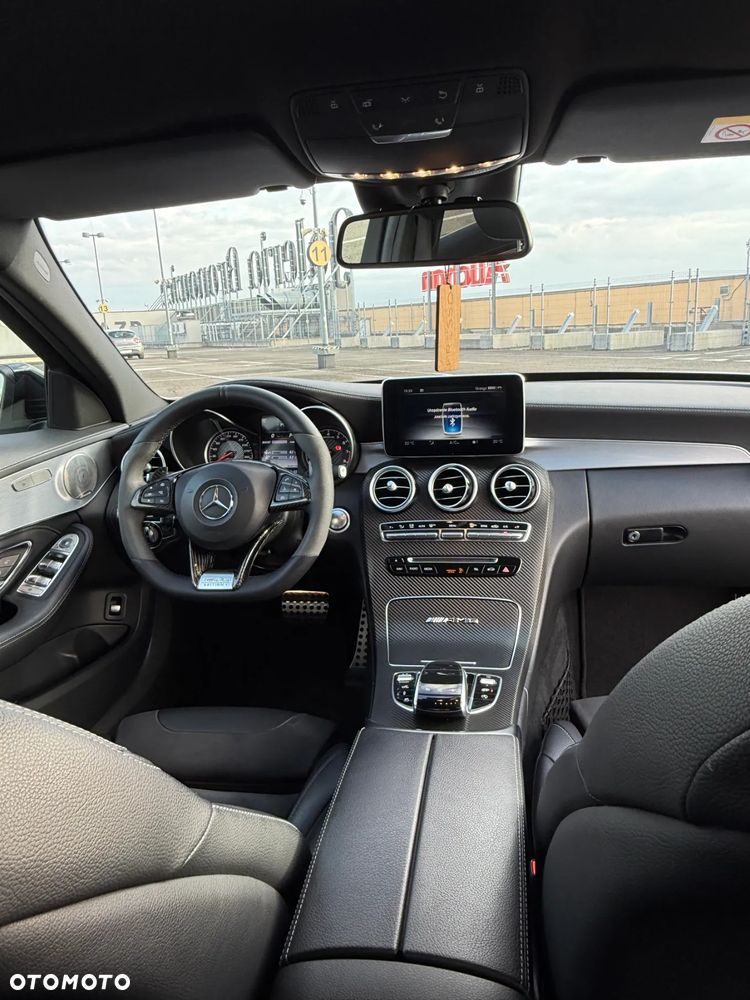 Mercedes-Benz Klasa C AMG 63 - 15