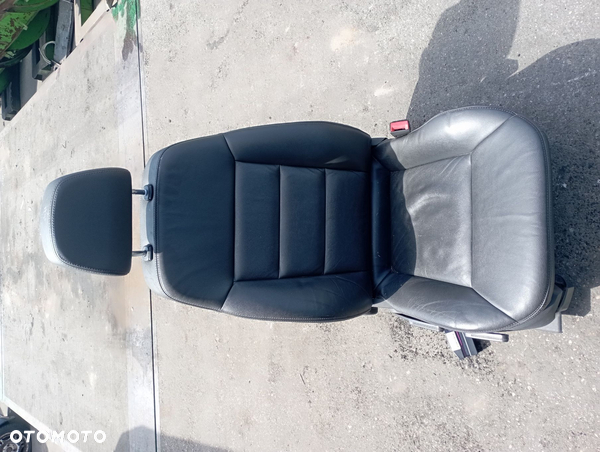 FOTEL PASAŻERA SKÓRA

 OPEL
 VECTRA C LIFT Z168