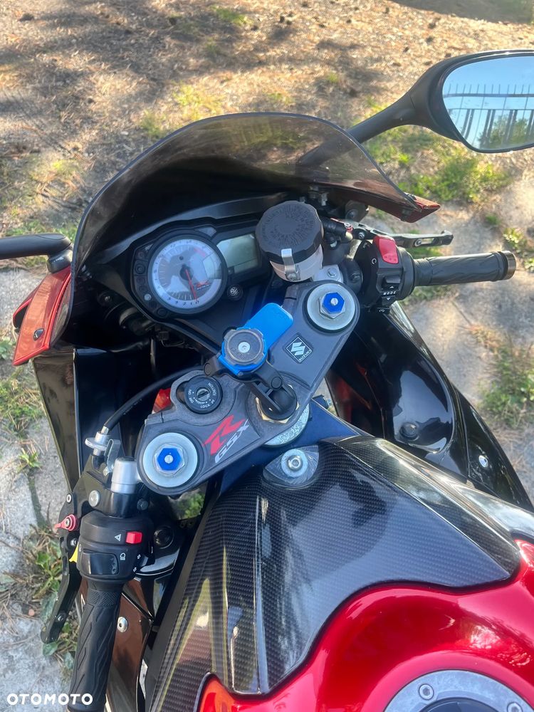Suzuki GSX-R - 6