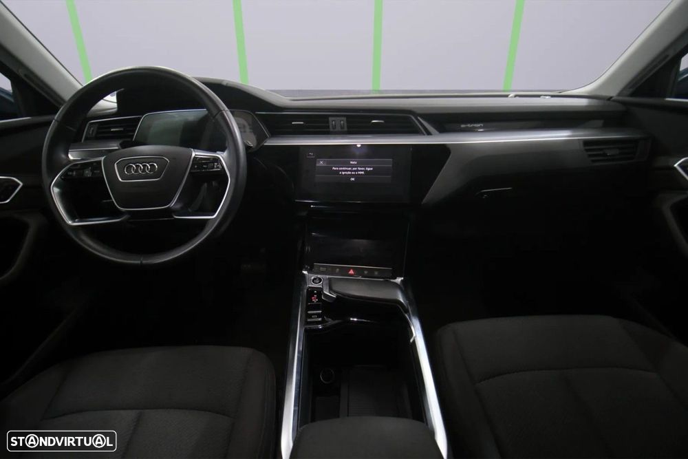Audi e-tron Sportback - 11