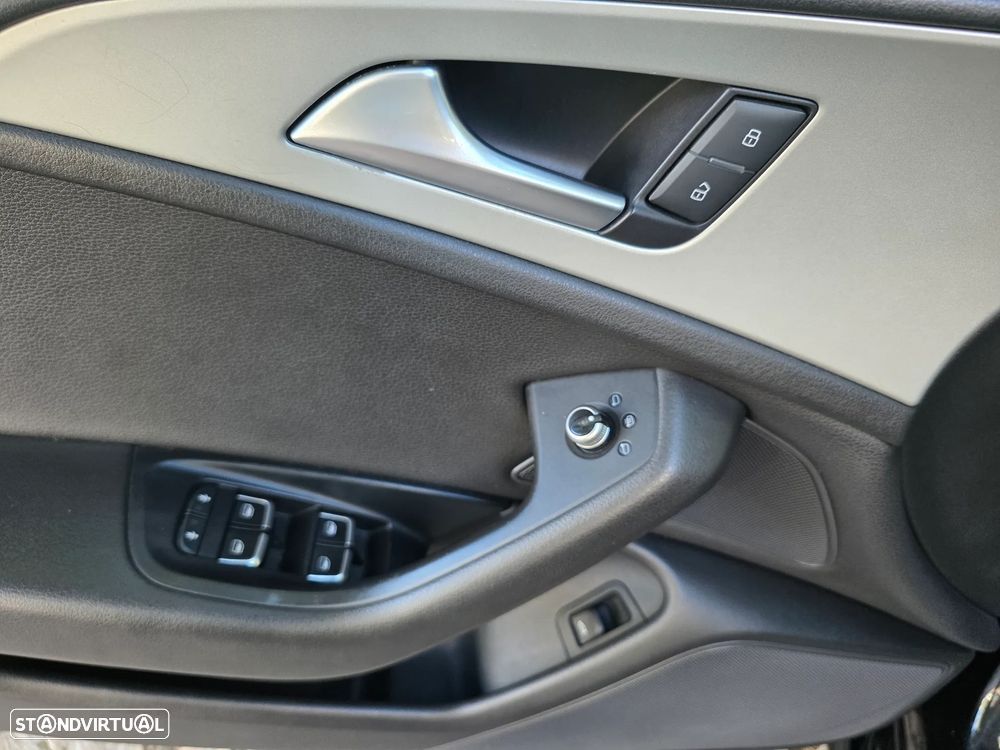 Audi A6 2.0 TDi Business Line Sport S tronic - 49