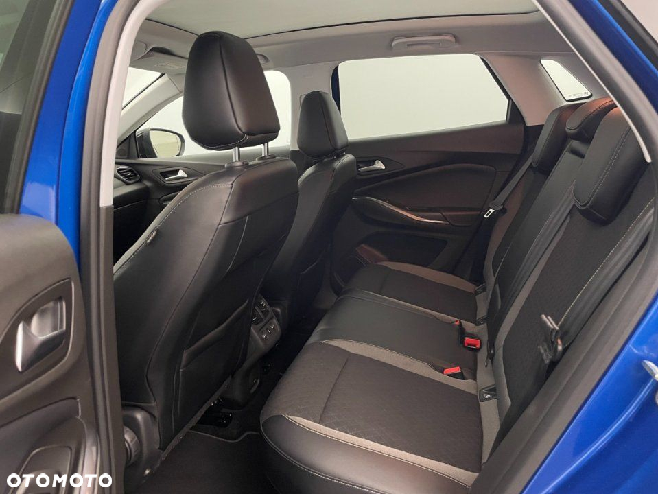 Opel Grandland X - 12