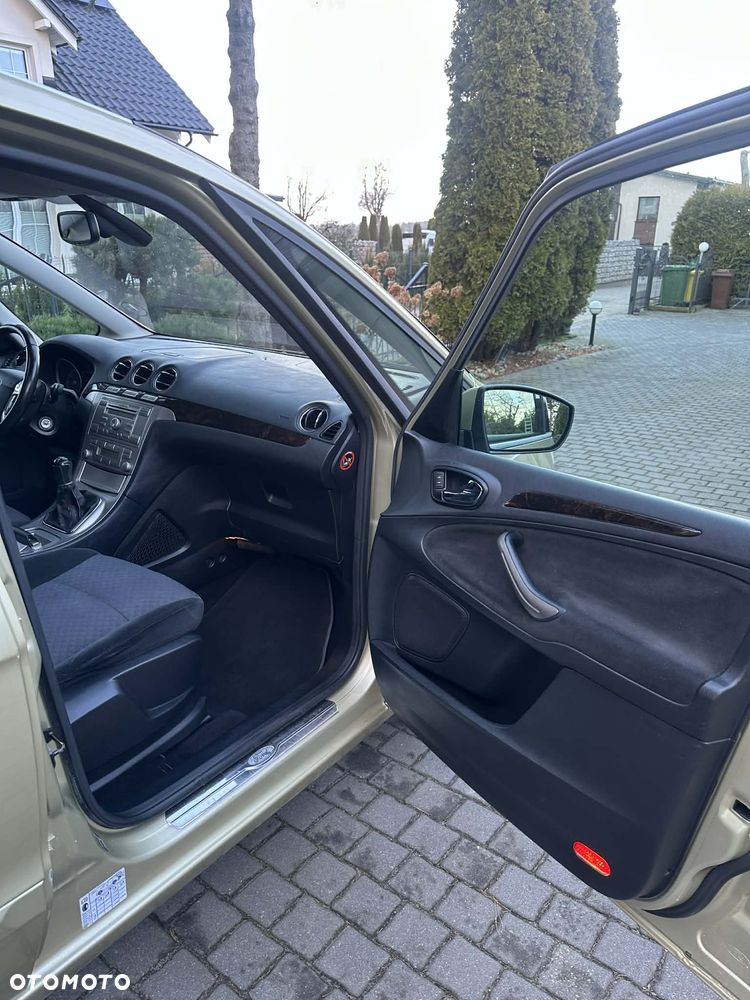 Ford Galaxy 2.0 Viva Titanium - 34