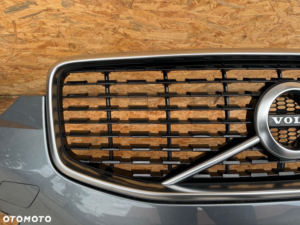 ZDERZAK PRZÓD PRZEDNI VOLVO XC60 II 2 17+ R-DESIGN 4PDC GRILL KRATKA ŚRODKOWA 31449127 32296071 31425534 ORYGINAŁ - 9