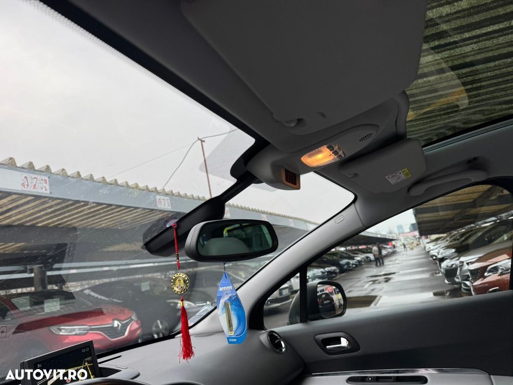 Peugeot 3008 155 THP Platinum - 11