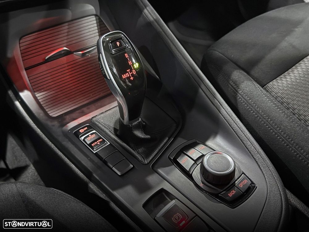 BMW X1 16 d sDrive Auto - 26