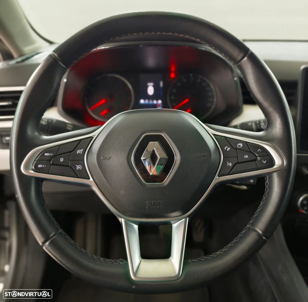 Renault Clio - 7