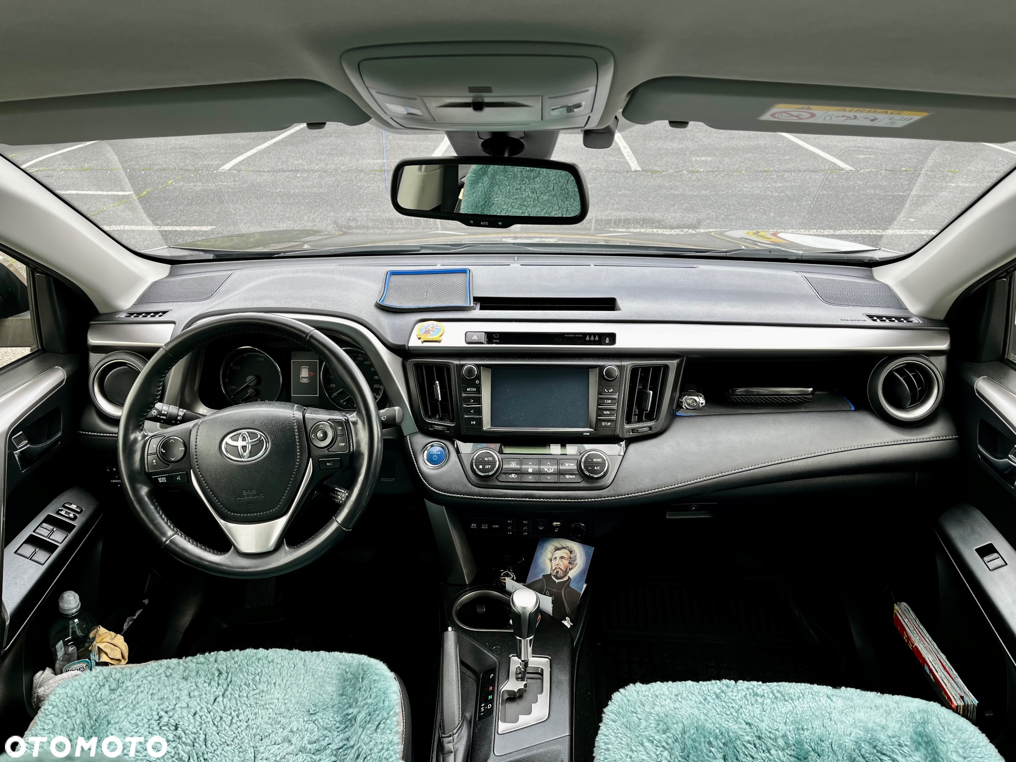 Toyota RAV4 - 8
