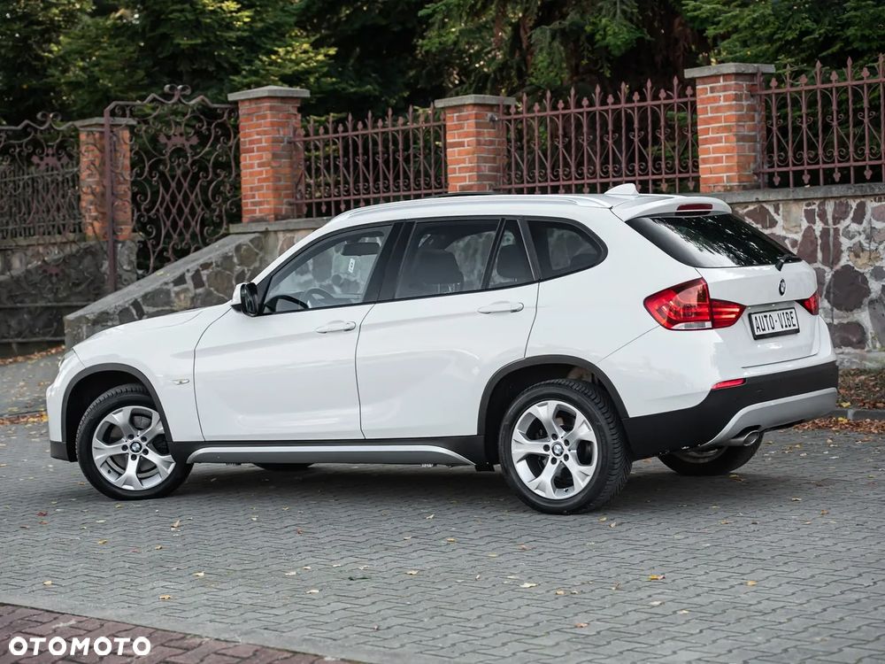 BMW X1 xDrive18d xLine - 10