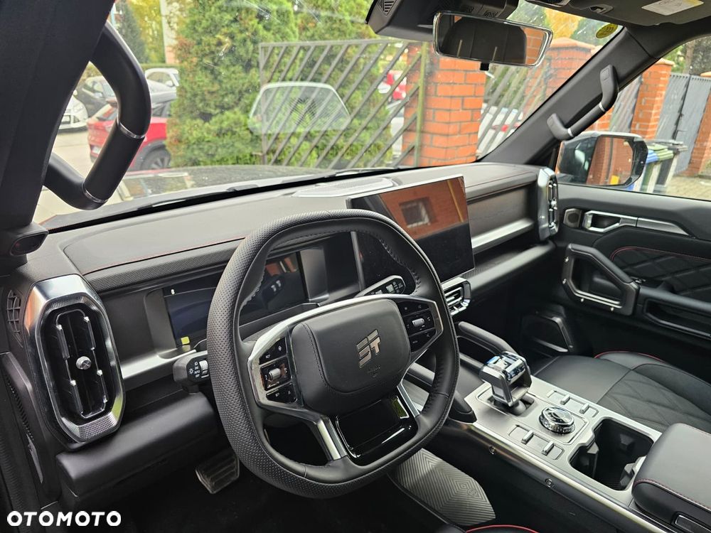 Jetour Traveller - 6