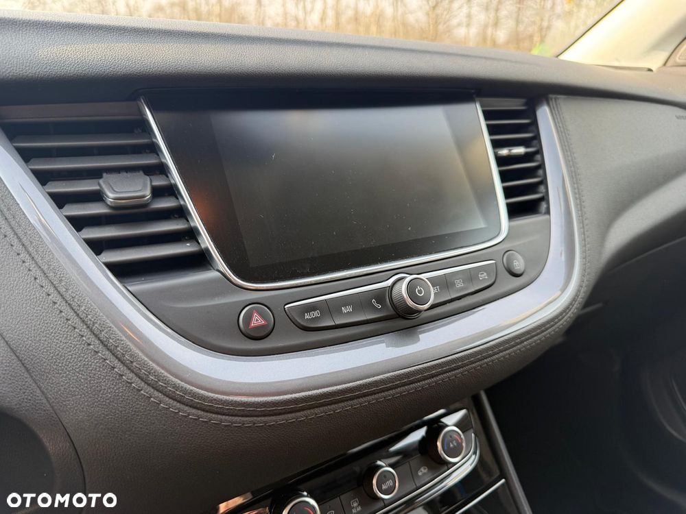 Opel Grandland X 1.2 Start/Stop INNOVATION - 21