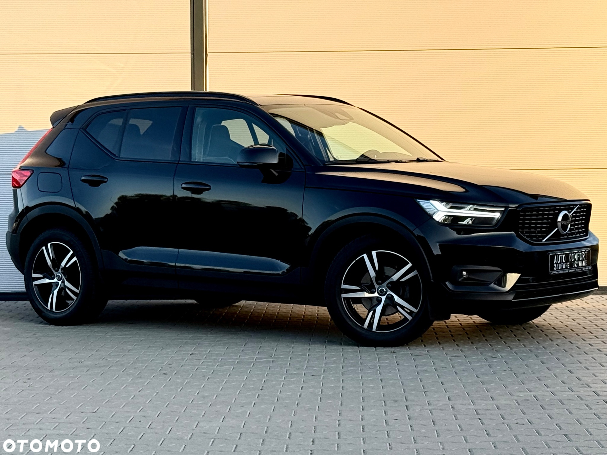 Volvo XC 40 T3 Geartronic RDesign - 11