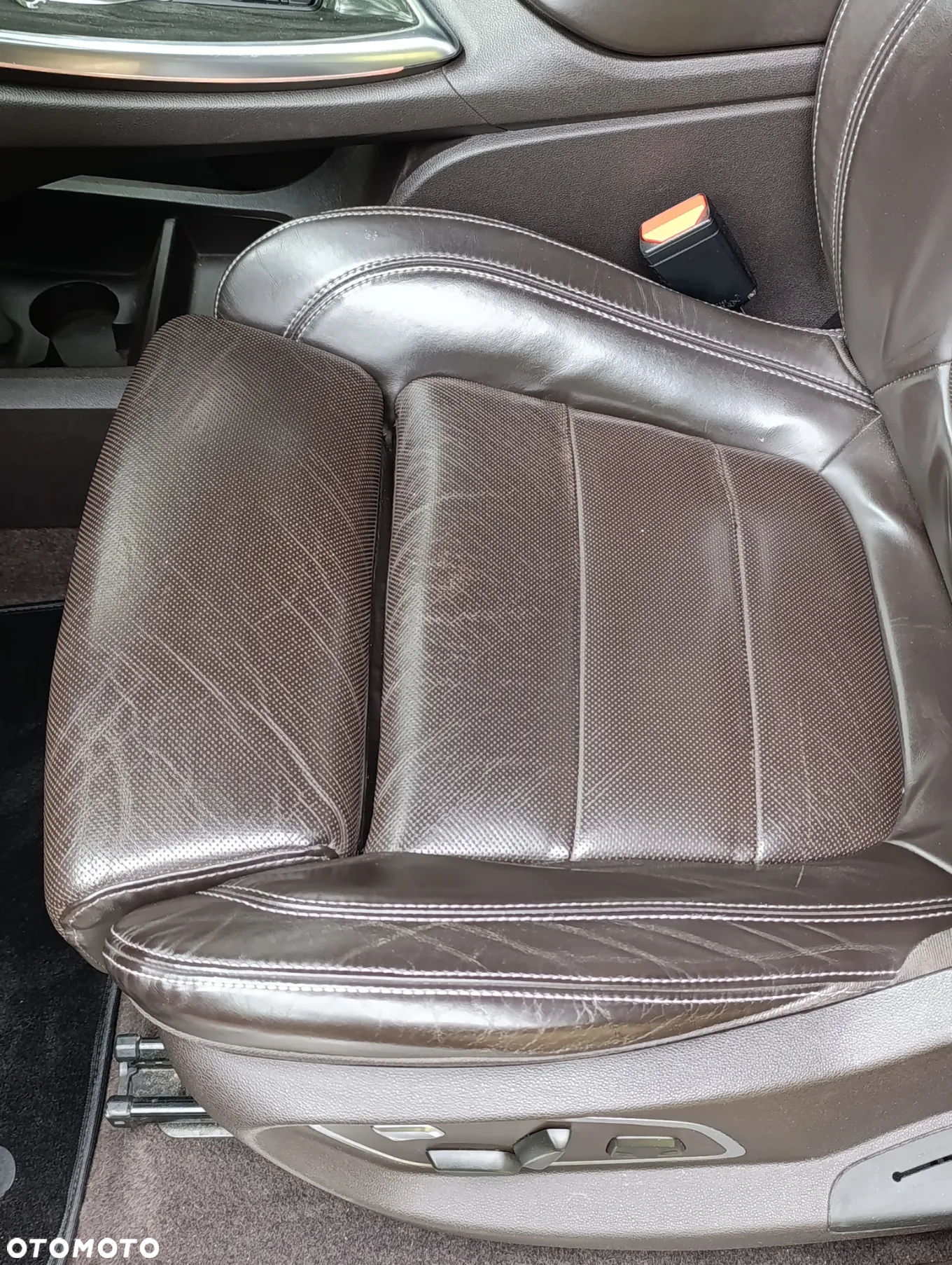 Renault Espace 1.6 TCE Initiale Paris EDC 7os - 15