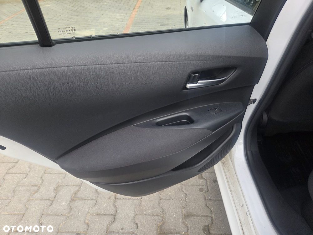 Toyota Corolla ver-1-8-hybrid-gpf-comfort - 19