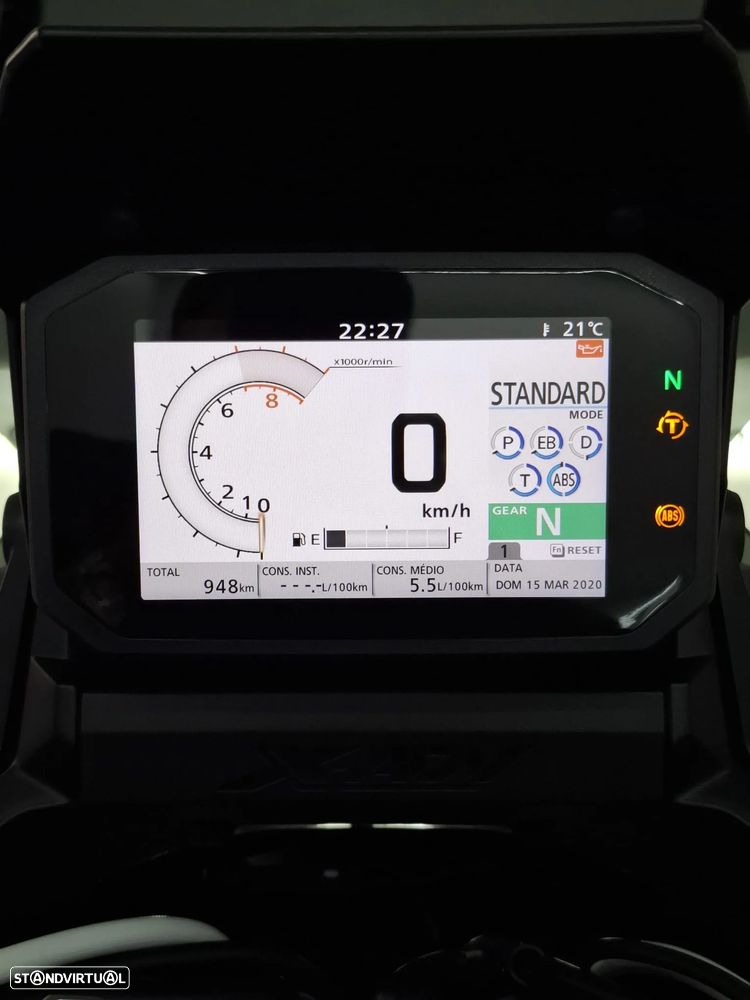 Honda X-ADV 750 - 9