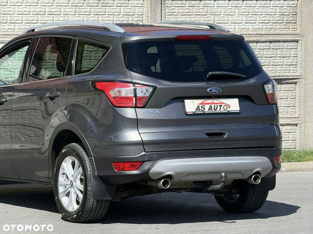 Ford Kuga - 38