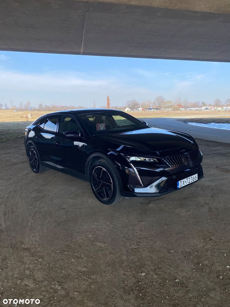 Peugeot 408 - 5
