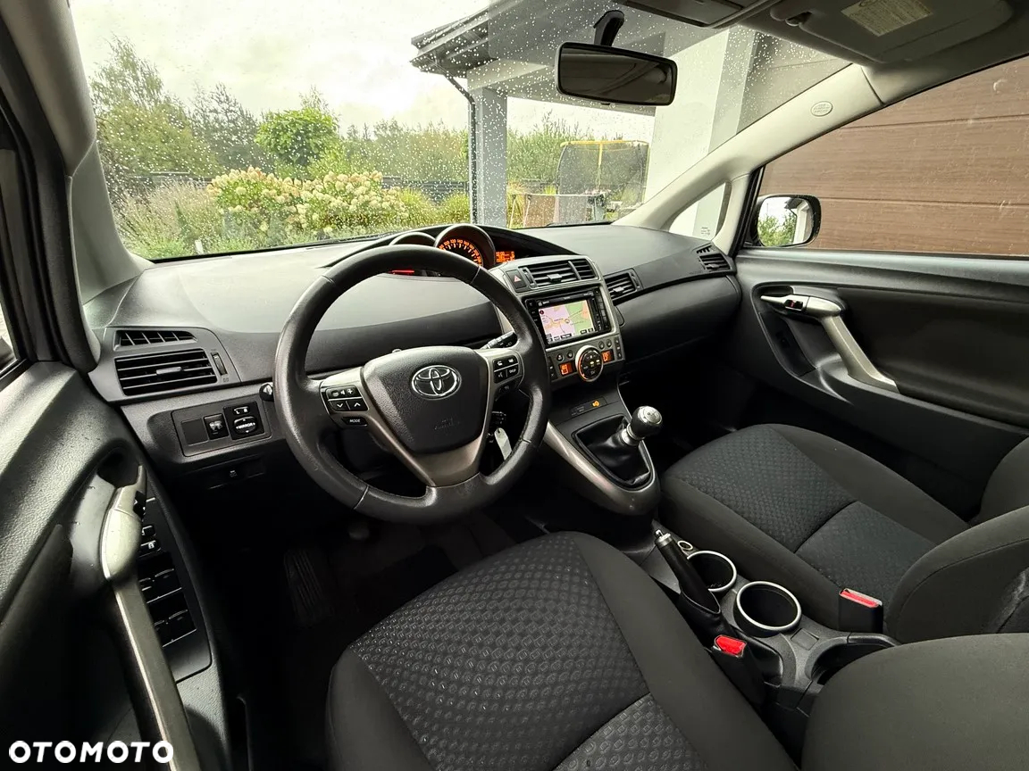 Toyota Verso 1.8 Edition - 16