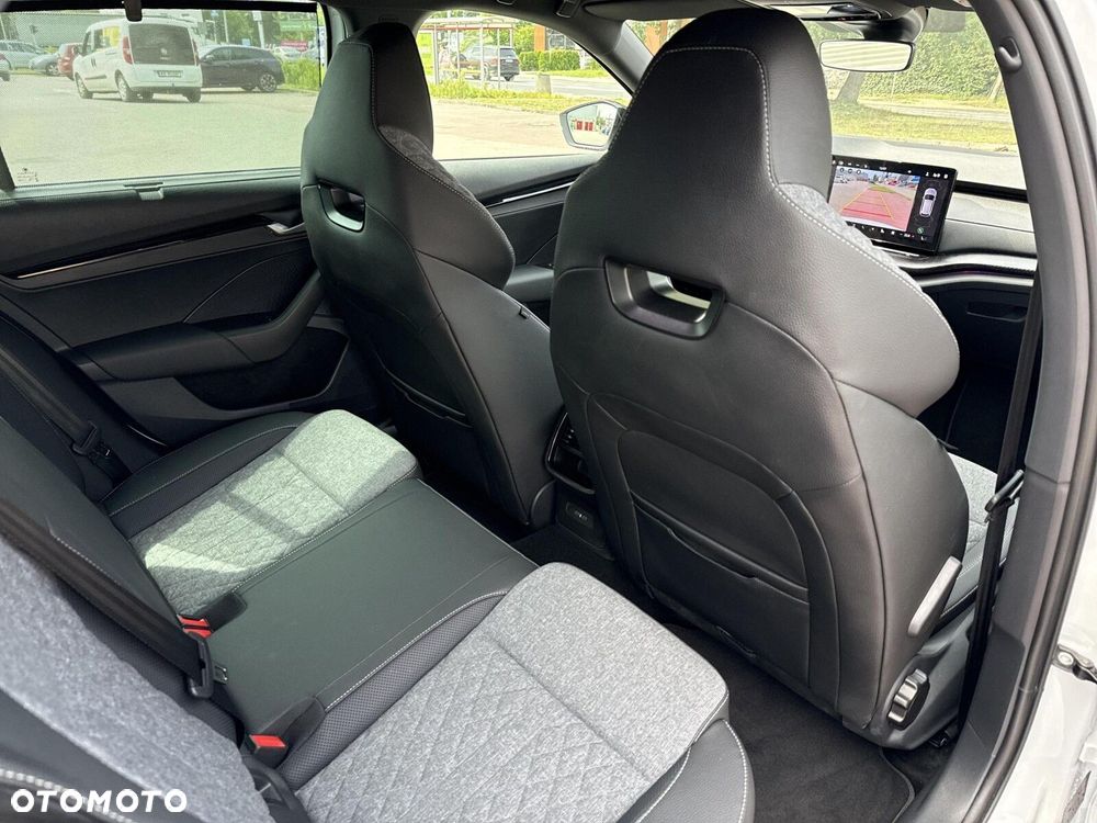 Skoda Octavia 1.5 TSI mHEV Sportline DSG - 22