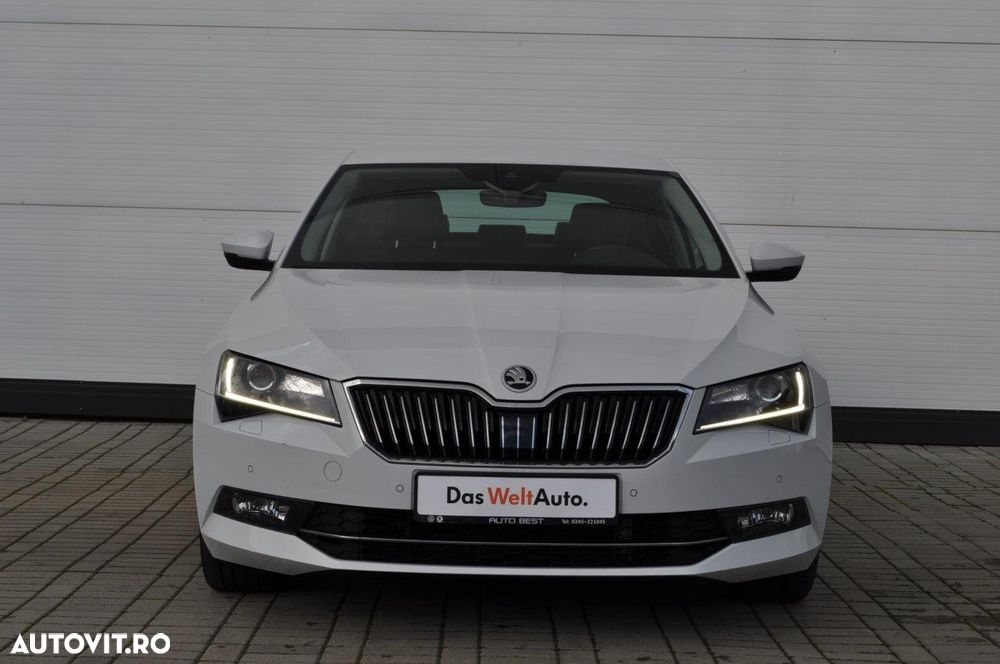 Skoda Superb 2.0 TDI DSG 4X4 Laurin & Klement - 10