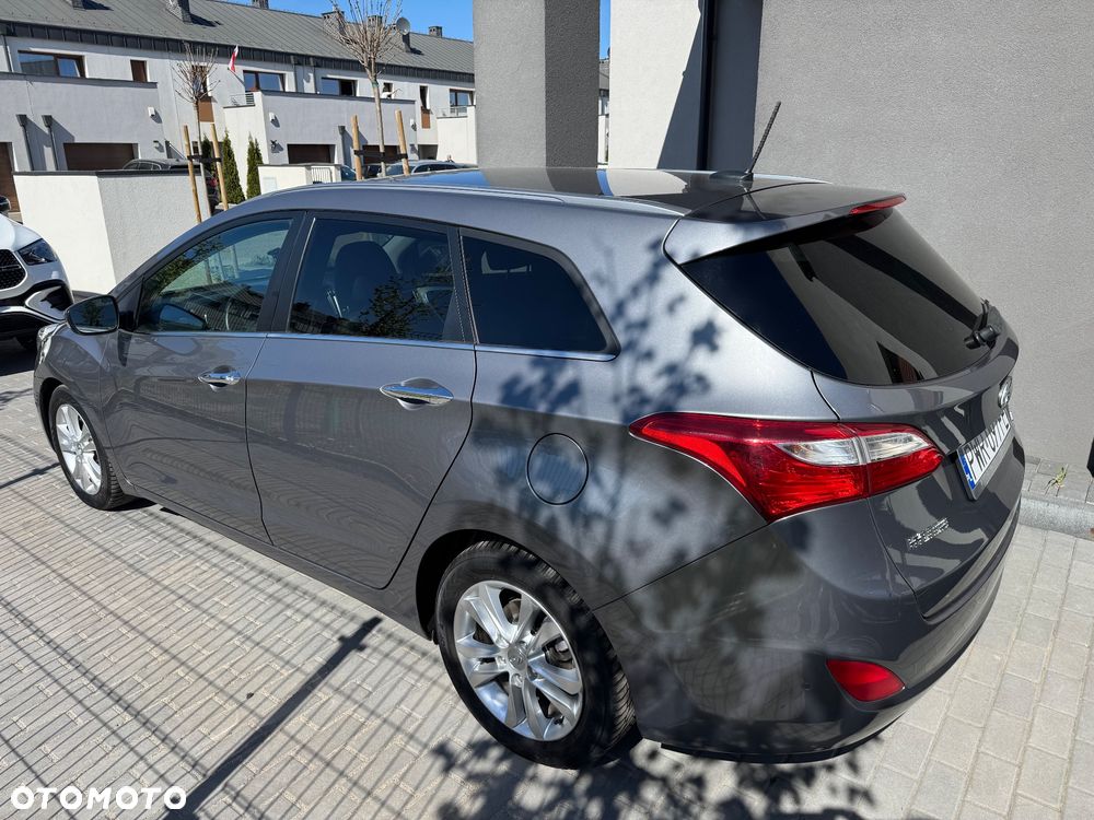 Hyundai i30 1.6 CRDi Premium - 3