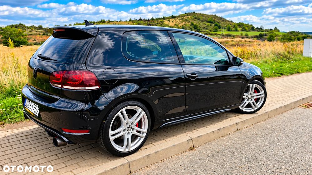 Volkswagen Golf 2.0 TSI GTI - 4