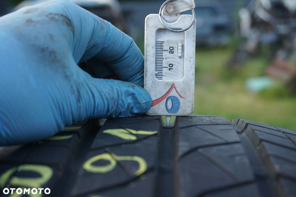 215 60 17C Bridgestone duravis 7mm - 9