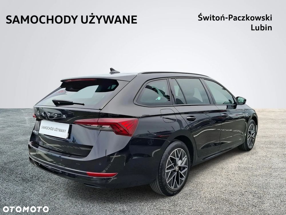 Skoda Octavia Combi 2.0 TDI DSG Clever - 5