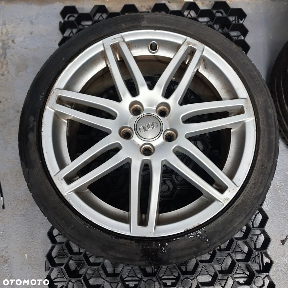 Felgi Audi A3 S-line 18" | 8P0601025BA | Do renowacji / Jedna krzywa - 2