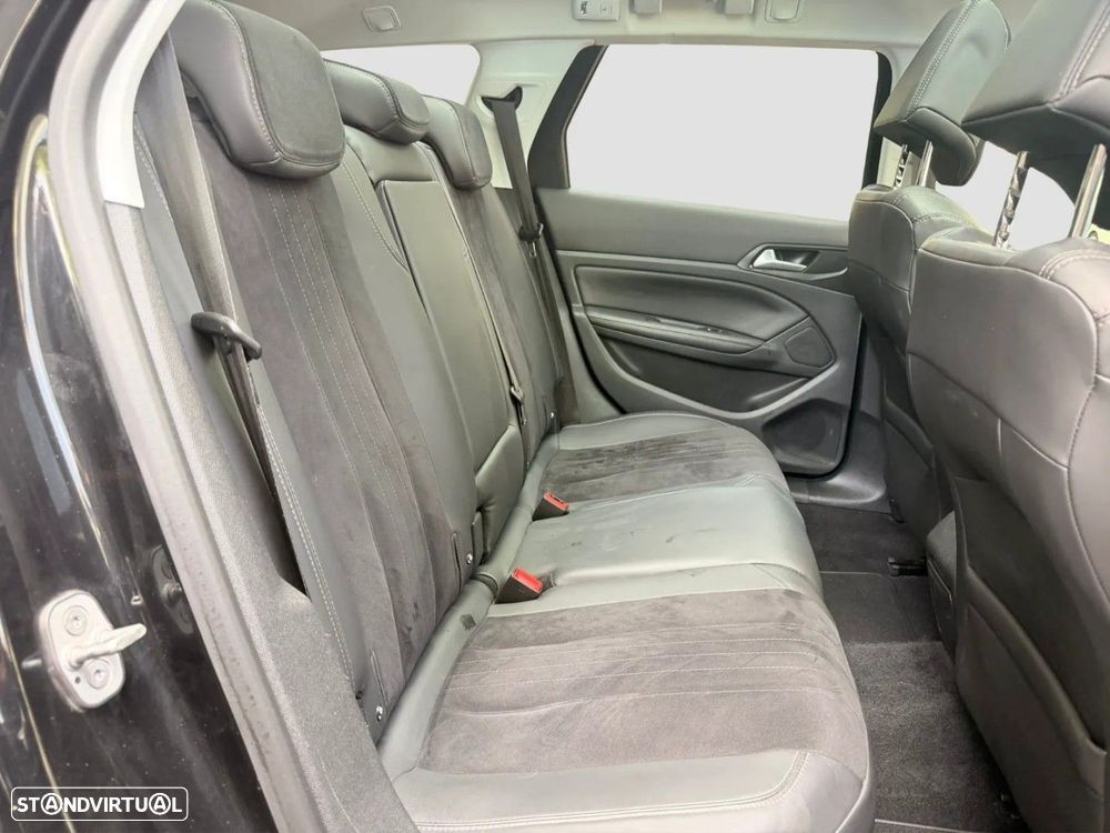 Peugeot 308 SW - 11