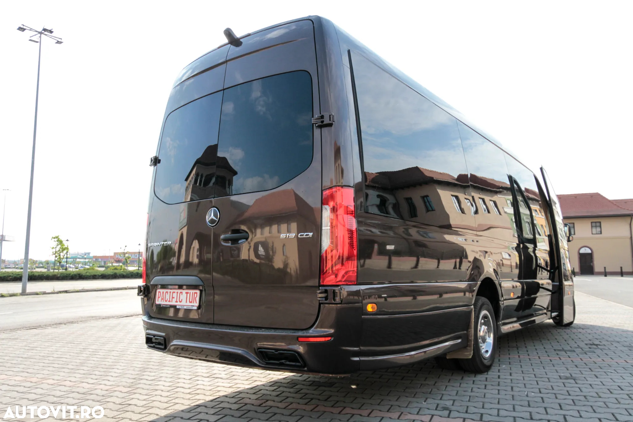 Mercedes-Benz 519 19+1+1 LOCURI vip  *COC* - 22