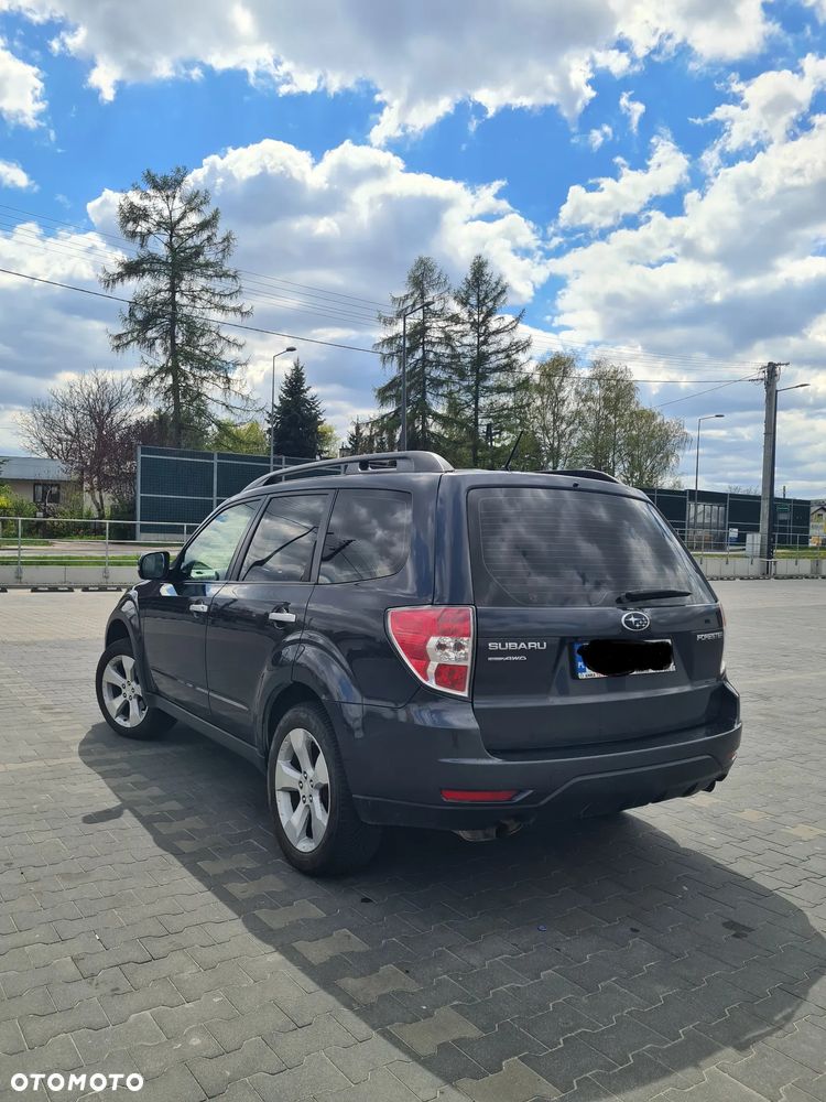Subaru Forester 2.0X Exclusive - 5