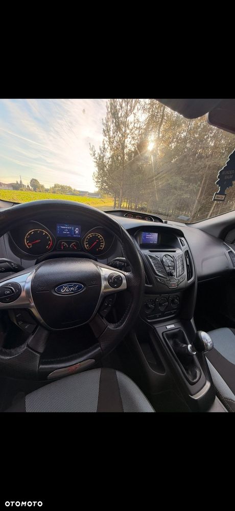 Ford Focus - 9