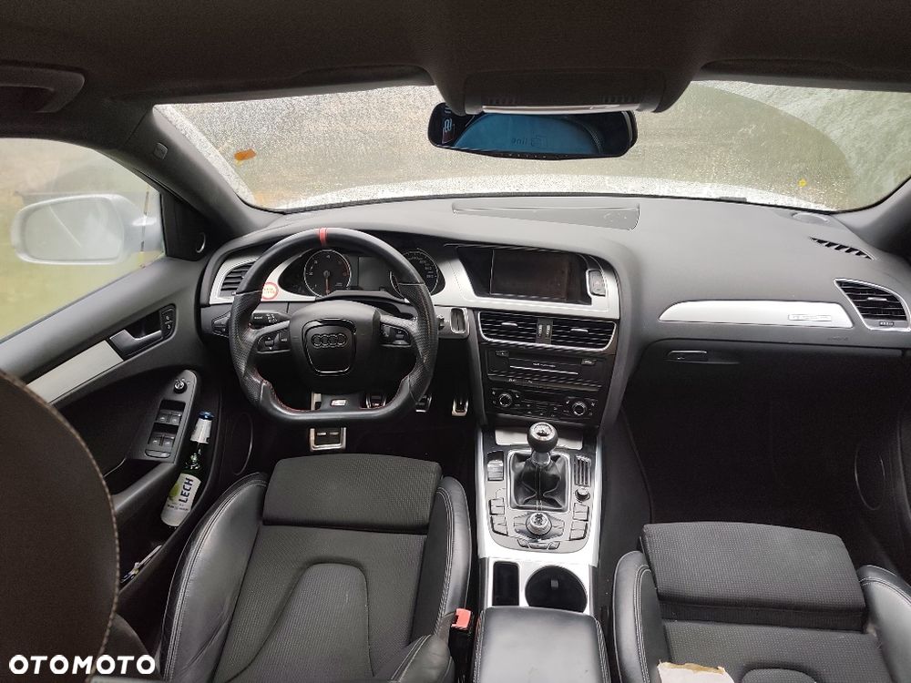 Audi A4 Avant 2011 photo 5