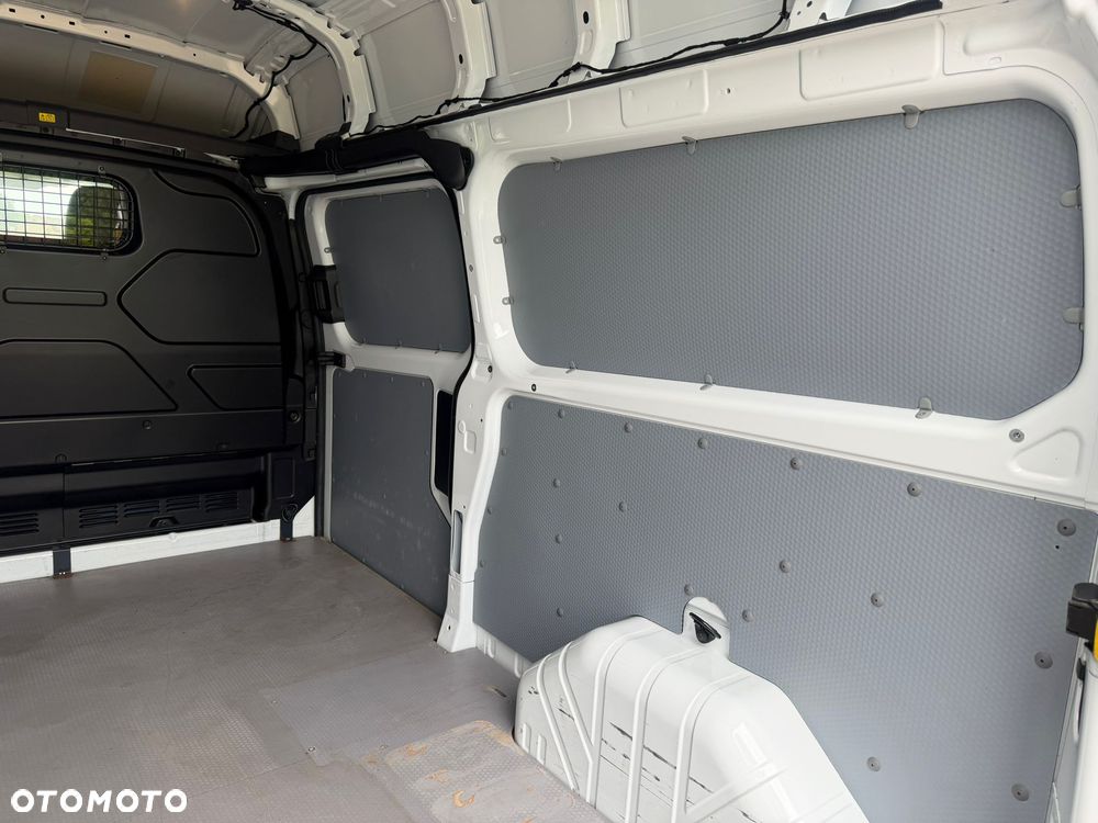 Ford Transit Custom - 21