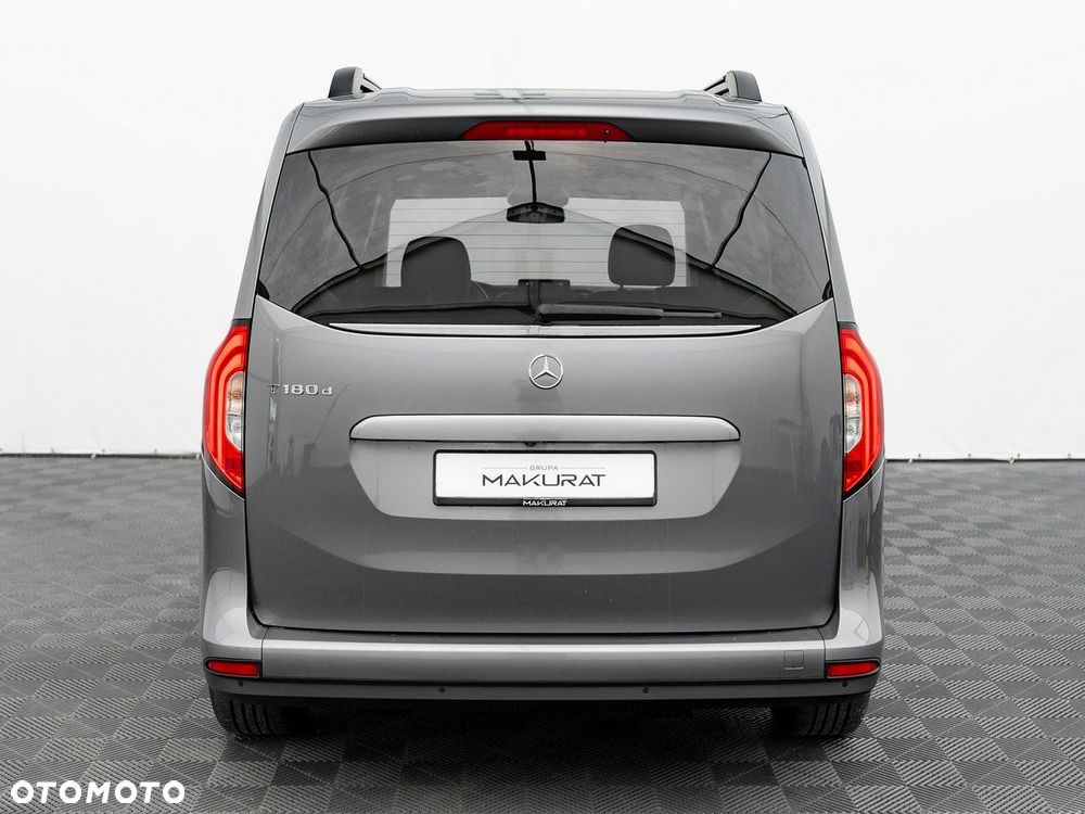 Mercedes-Benz Klasa T 180 d - 11