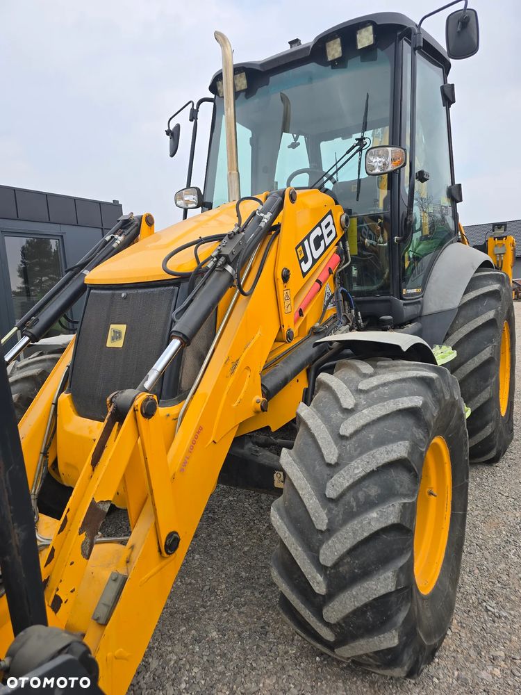 JCB - 10